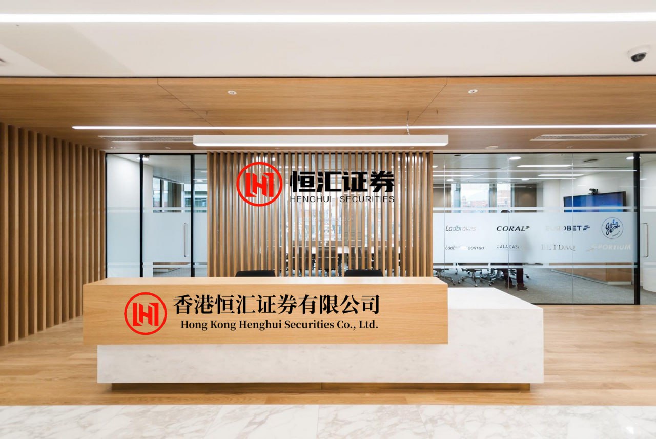 重庆股票配资平台 唐朝时期的司马参军，是什么样的一个官职？唐朝时期的“司马参军”是一个重要的军事官职，属于军府系统的属官之一。1. 官职背景与权限职责：司马参军主要负责协助军府中的“司马”处理军务，包括军事训练、军纪管理、文书起草等事务。其权限范围主要集中在军府的日常运作和后勤管理上...